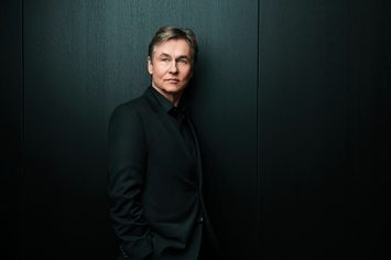 A portrait of Esa-Pekka Salonen