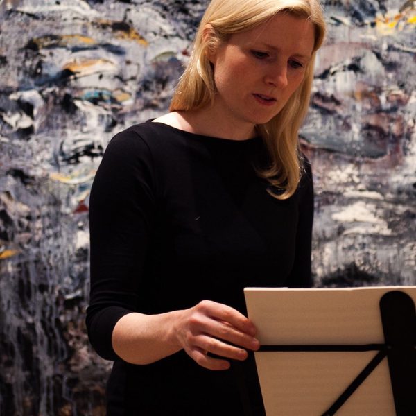 Photo of composer Deborah Pritchard