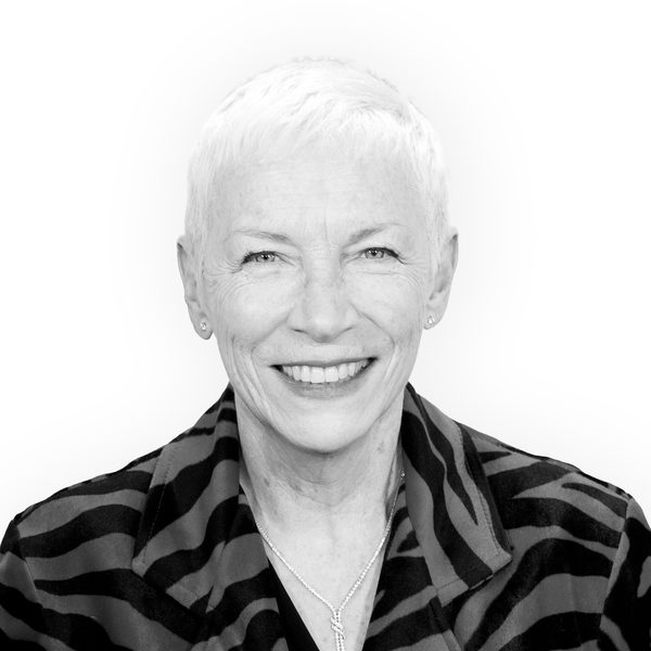 Portrait of Annie Lennix smiling to camera.