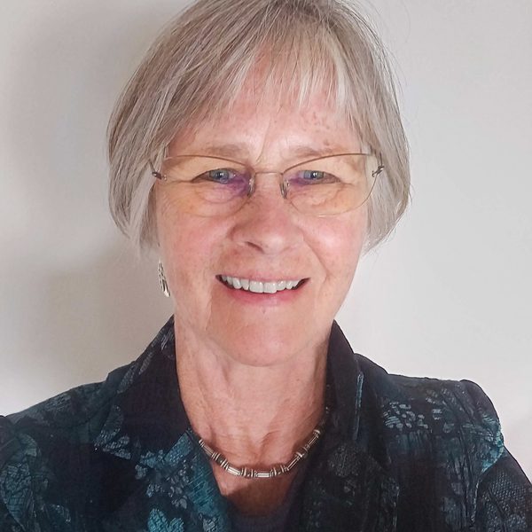 Portrait of Dorothea Magonet smiling to camera