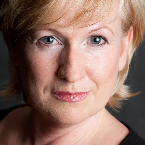 Grainne Renihan Headshot
