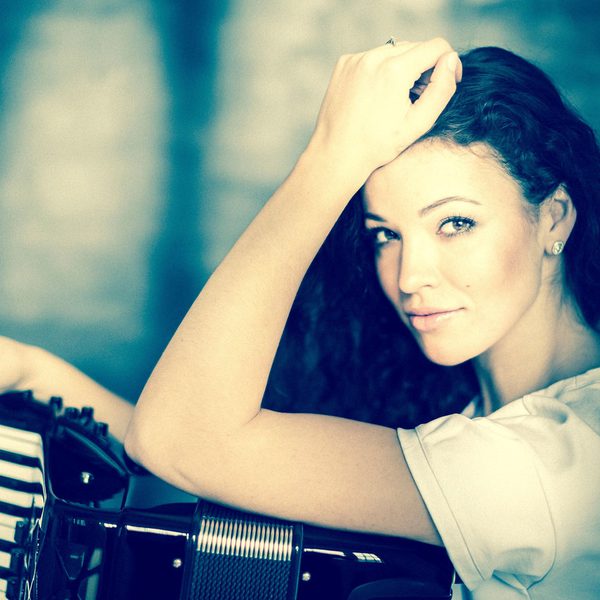 Headshot of Accordionist Ksenija Sidorova