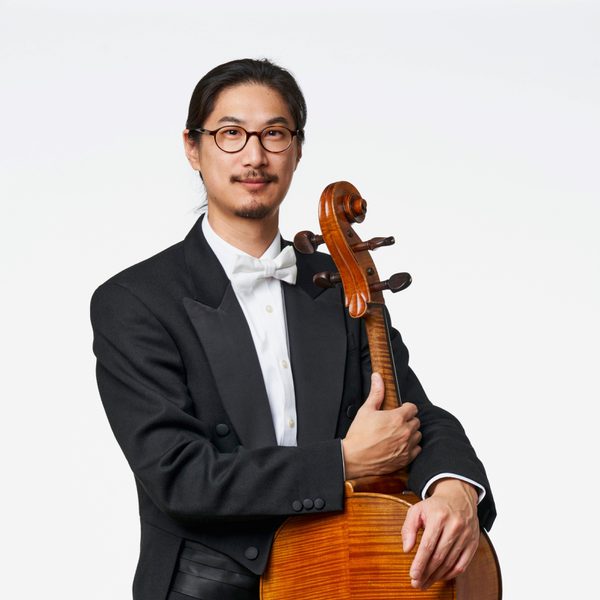 Pei Jee Ng holds a cello.