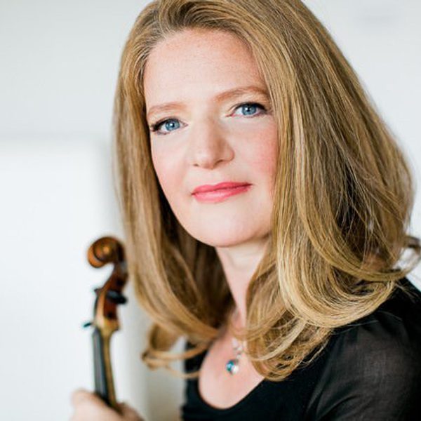 Rachel Podger headshot.