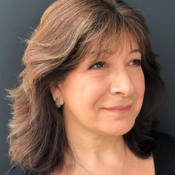 Sue Bohling headshot